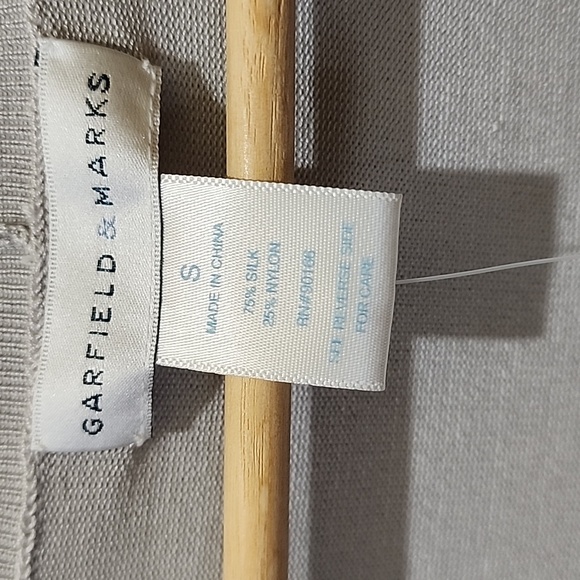 Garfield & Marks Lightweight Cardigan - Picture 5 of 7
